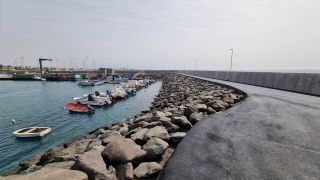 2024-03-Playa_La_Caleta-011.jpg